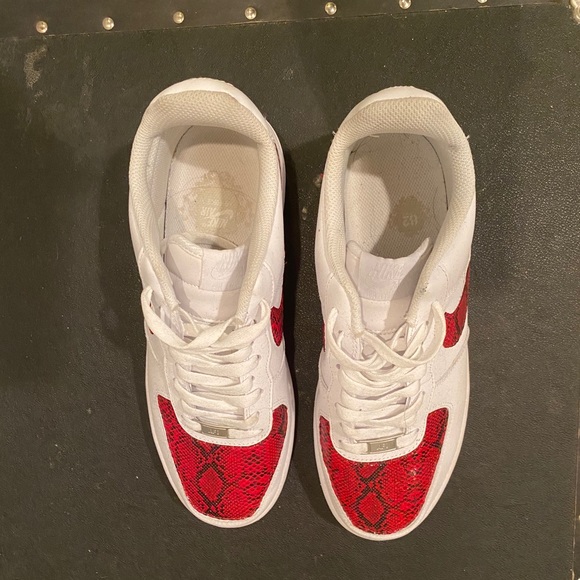 Custom Air Force 1s - Picture 4 of 4